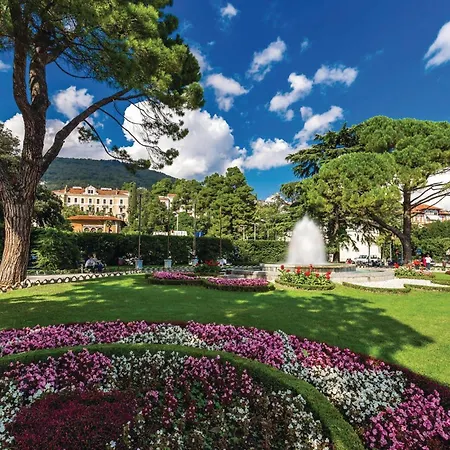 Stunning In Pobri Volosko